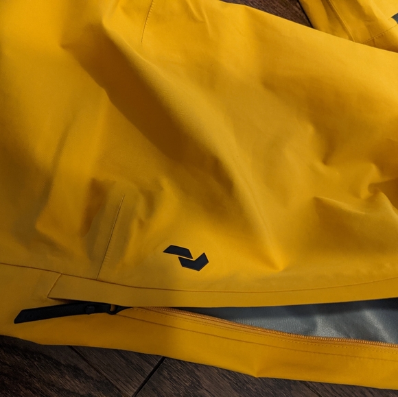 Peak Performance Snow Pant Shell - Picture 4 of 12